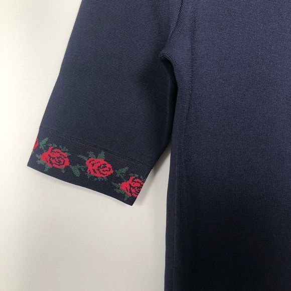 Club Monaco rose knit sweater navy womens - Picture 3 of 5